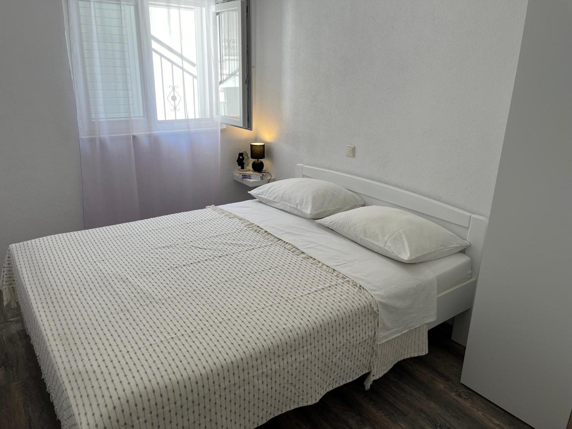 Apartment Makarska M&I, Free Private Parking Exterior photo