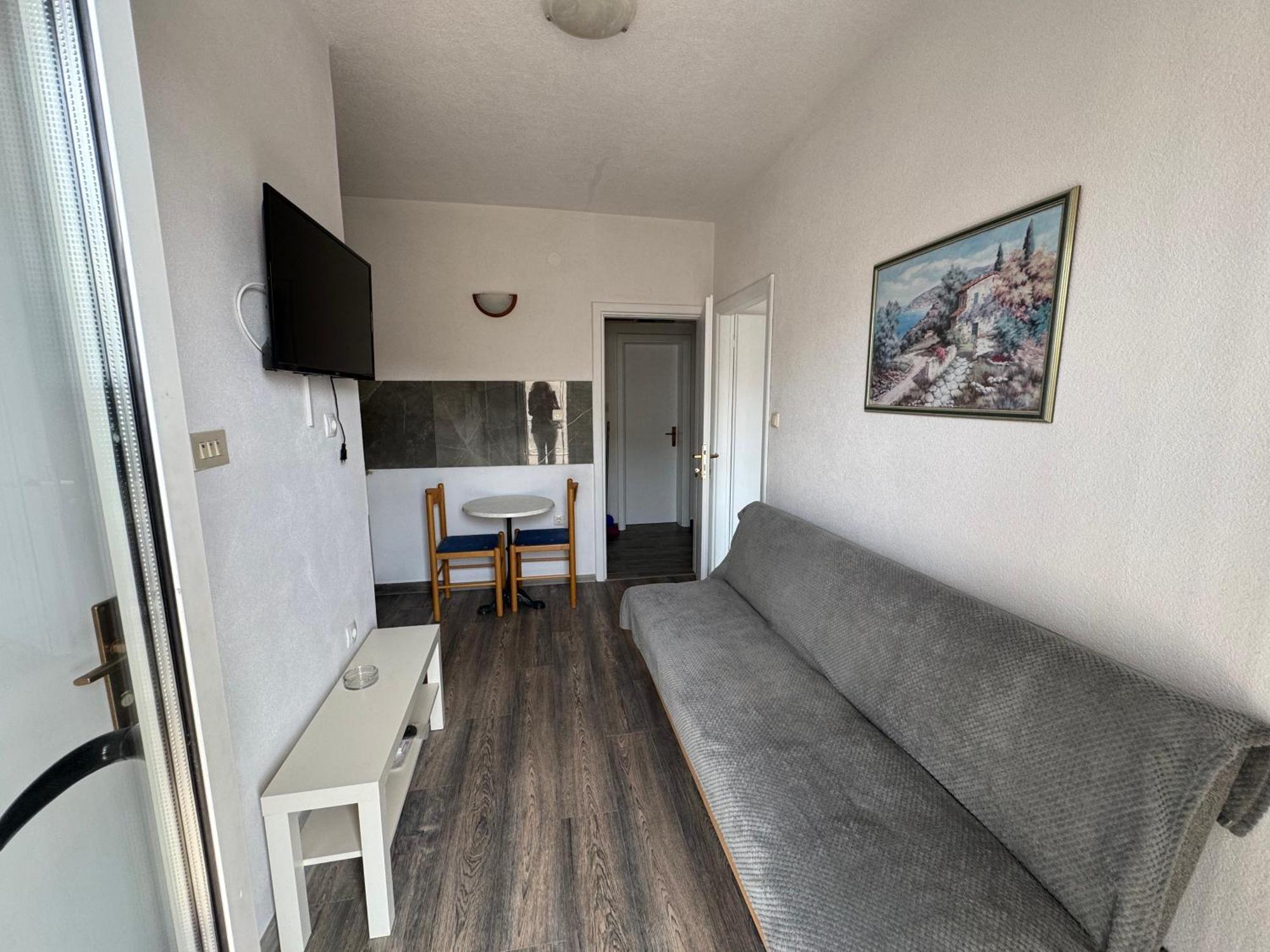 Apartment Makarska M&I, Free Private Parking Exterior photo